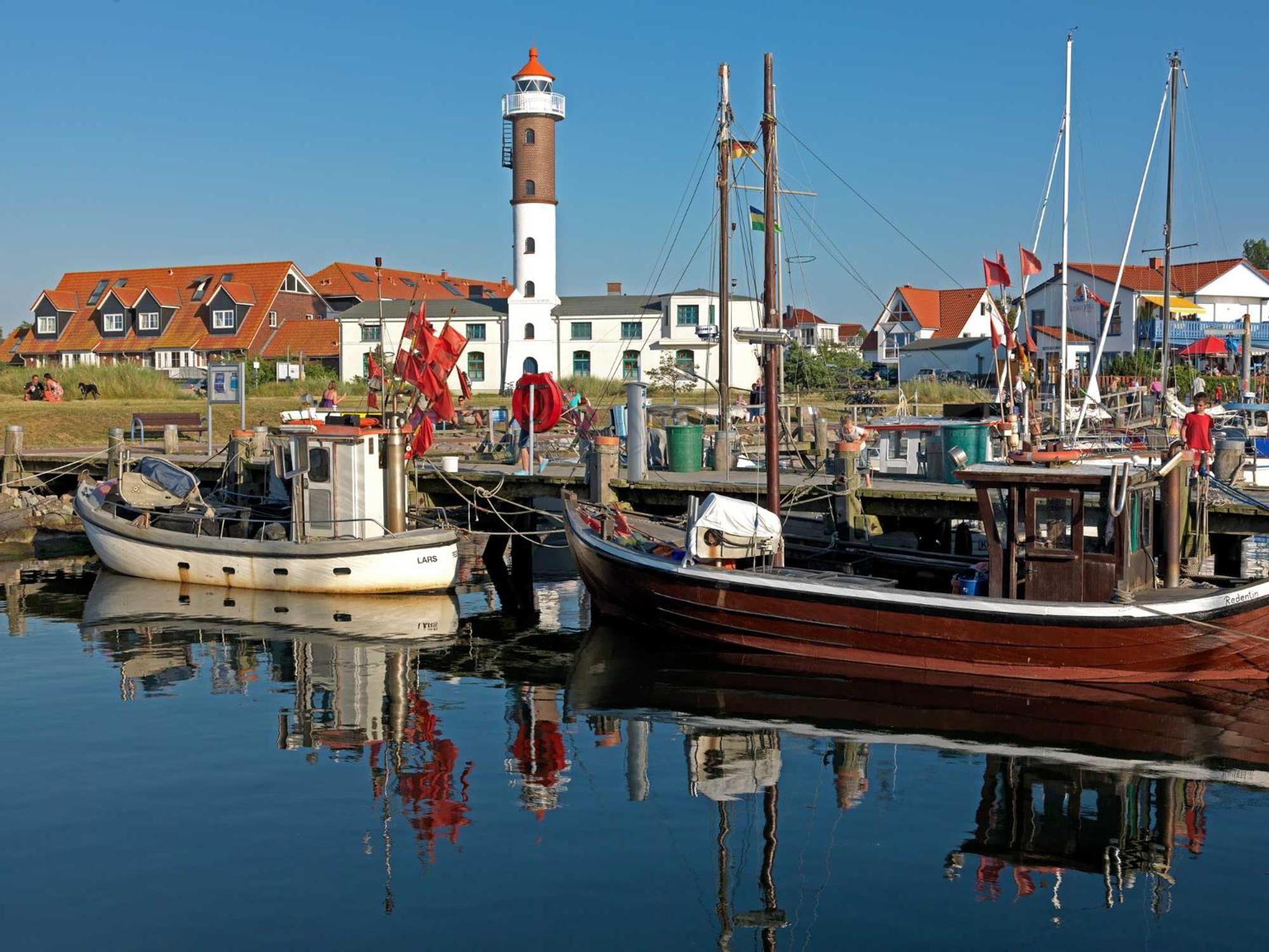 Daenische Ferienhaeuser Am Salzhaff Haus Kaept'N Nemo Insel Poel Esterno foto