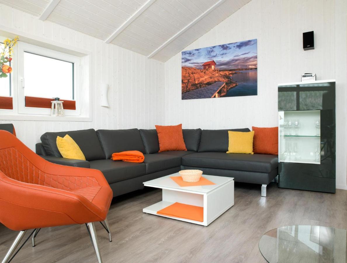Daenische Ferienhaeuser Am Salzhaff Haus Kaept'N Nemo Insel Poel Esterno foto